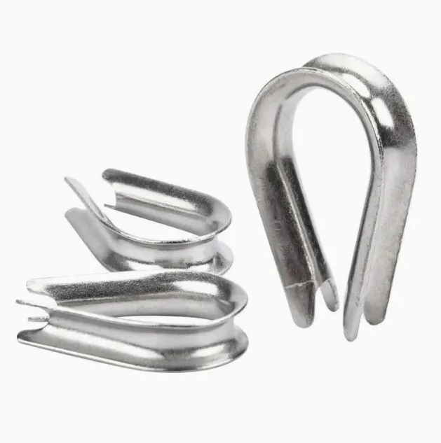 Capel Triangle Heart Ring pentru DIN6899