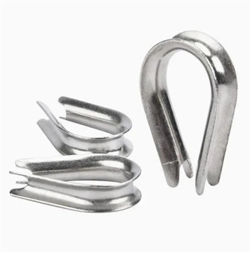 Capel Triangle Heart Ring pentru DIN6899